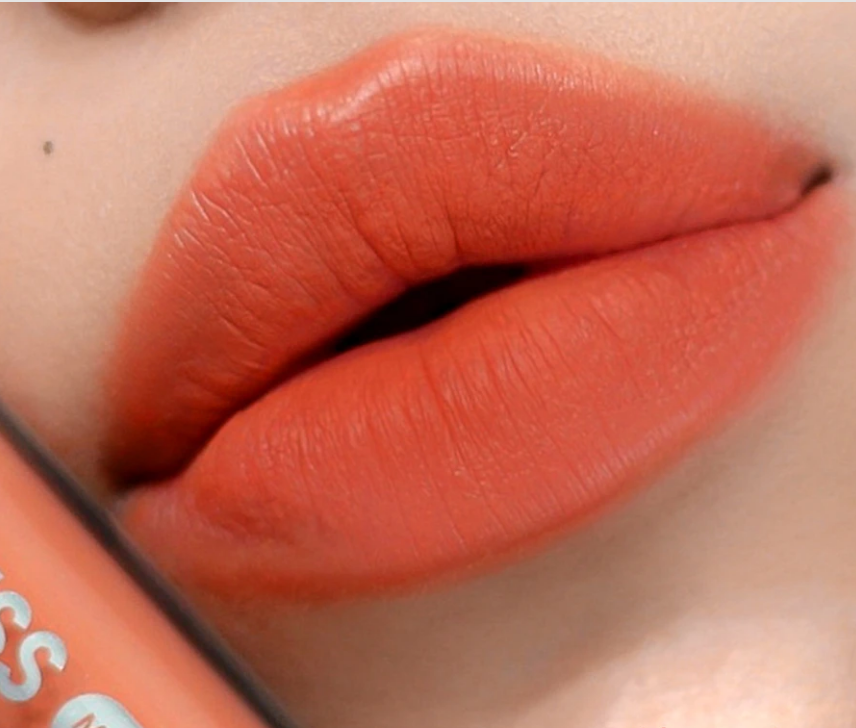 Lipgloss Velvety Kiss Matte
