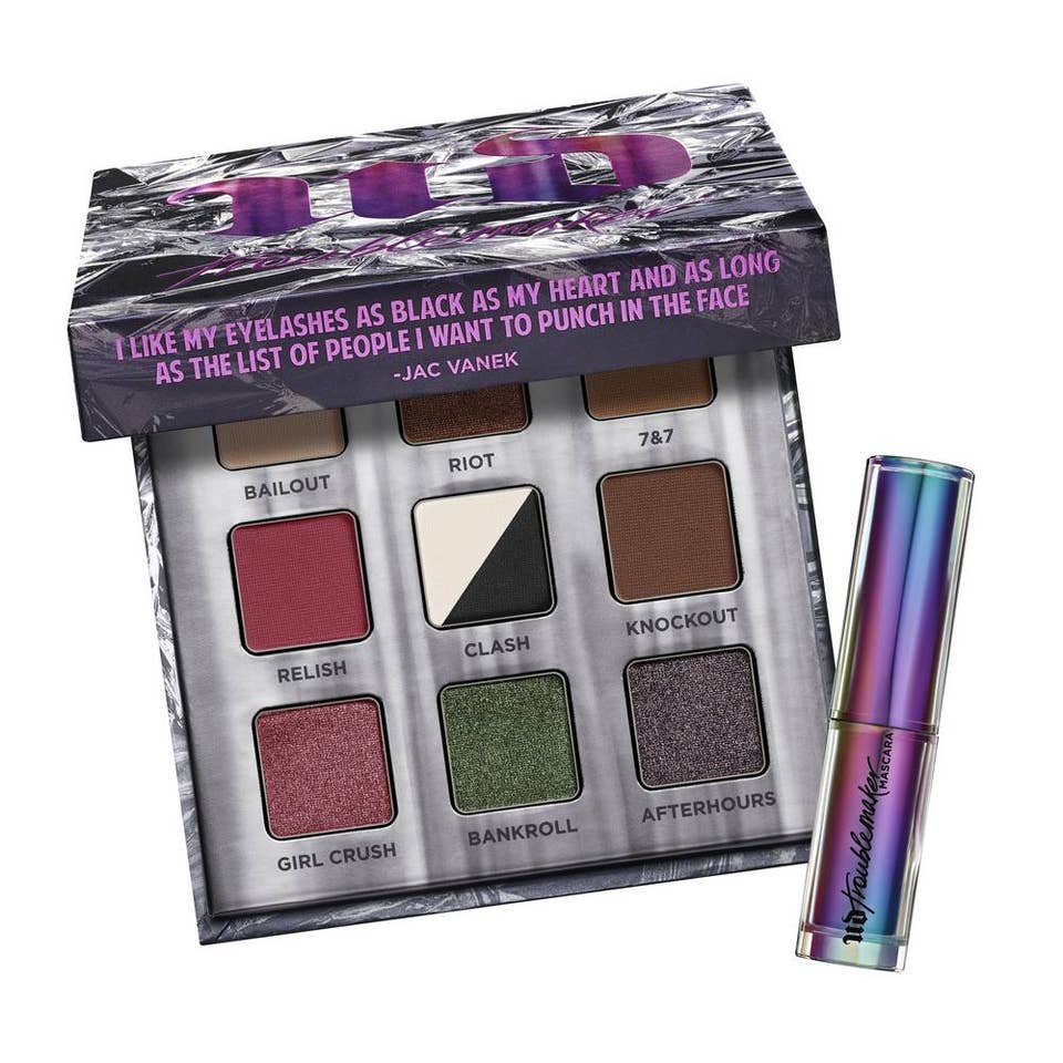 urban decay eyeshadow palette and travel