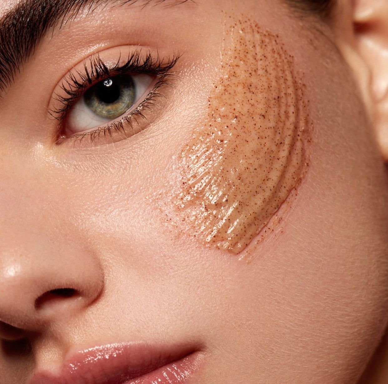 Exfoliante Facial KYLIESKIN