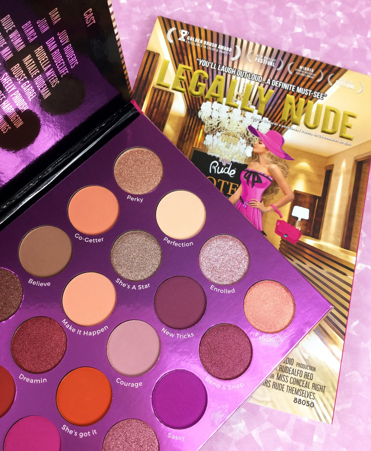 Sombra De 24 Colores Legally Nude